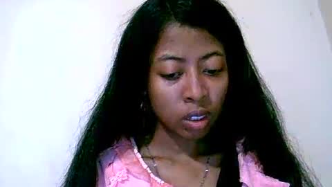 joliekah27 online show from July 1, 7:35 pm