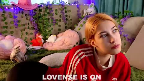 Viola online show from February 9, 11:36 am