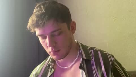 Snapshot of jon3983 chatting on March 21, 7:57 am jon3983 online show from March 21, 7:57 am