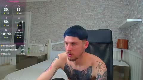 Snapshot of jonahshaw chatting on May 16, 10:36 am JonahShaw online show from May 16, 10:36 am