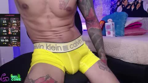 Jonas  online show from January 10, 7:48 pm