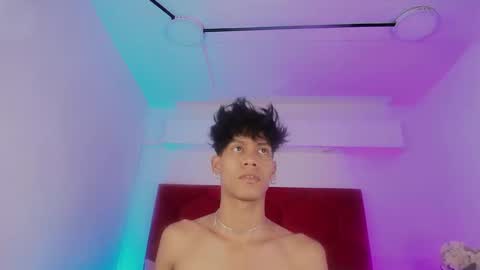 Snapshot of jonas_hiill chatting on September 9, 12:59 pm Jonas  online show from September 9, 12:59 pm