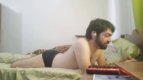 jonasf2525 online show from March 19, 6:45 pm