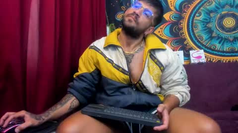 Snapshot of jonathan_rivers chatting on February 11, 3:08 am Jonathan RiversNew online show from February 11, 3:08 am