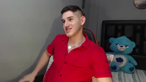 jonathancast08 online show from January 12, 2:09 pm