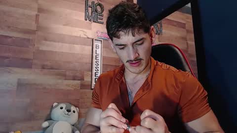 jonathancast08 online show from October 30, 1:34 pm