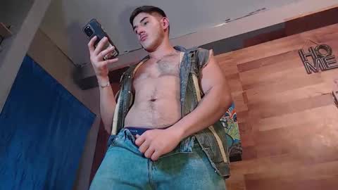 jonathancast08 online show from November 24, 11:04 pm