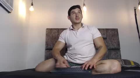 jonathancast08 online show from June 17, 5:25 pm
