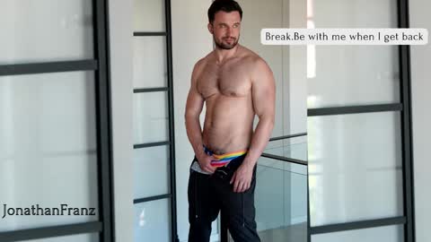 Snapshot of jonathanfranz123 chatting on February 13, 6:16 pm jonathanfranz123 online show from February 13, 6:16 pm