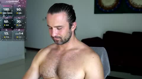 Snapshot of jonathanfranz123 chatting on November 28, 2:58 am jonathanfranz123 online show from November 28, 2:58 am