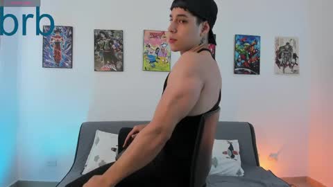 Instagram jonathanfit14 online show from April 21, 2:51 am