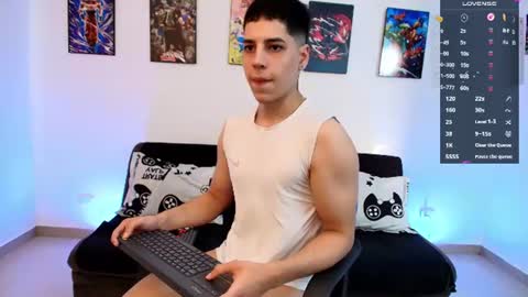 Instagram jonathanfit14 online show from June 12, 9:35 pm