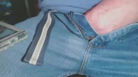 Snapshot of joncpics chatting on December 18, 9:21 pm joncpics online show from December 18, 9:21 pm