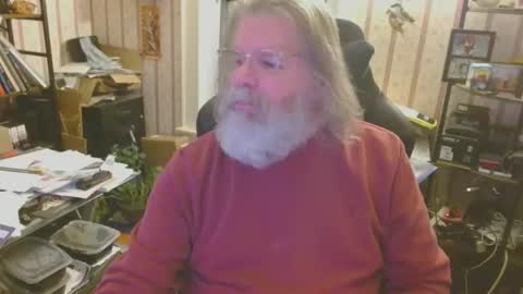 Snapshot of joncpics chatting on March 10, 11:32 pm joncpics online show from March 10, 11:32 pm