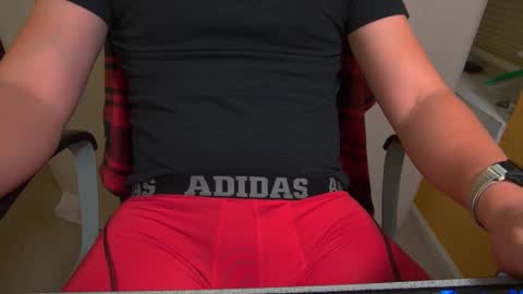 Snapshot of joneszy145 chatting on February 16, 2:53 am WhteGuy online show from February 16, 2:53 am