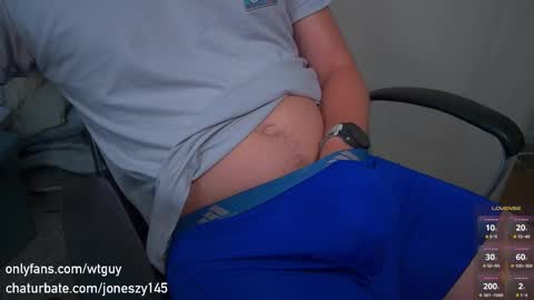 Snapshot of joneszy145 chatting on October 1, 2:06 am WhteGuy online show from October 1, 2:06 am