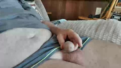 Snapshot of jonnyb42 chatting on November 1, 8:33 pm jonnyb42 online show from November 1, 8:33 pm