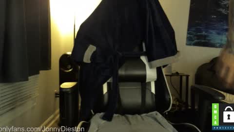 Snapshot of jonnydieston777 chatting on January 11, 1:43 am JonnyDieston online show from January 11, 1:43 am