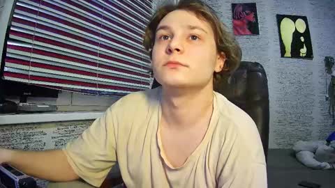 Snapshot of jonnymyloka chatting on March 11, 2:40 pm JONNY online show from March 11, 2:40 pm