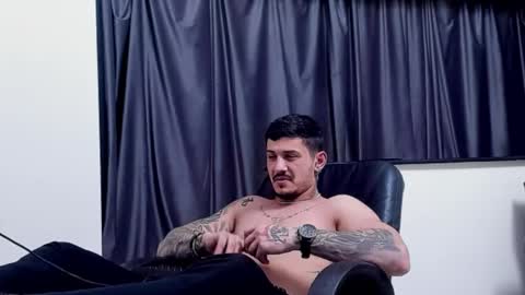 Snapshot of jonnyporn1 chatting on January 13, 10:13 pm jonnyporn1 online show from January 13, 10:13 pm