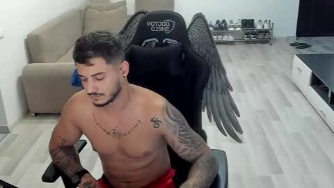 Snapshot of jonnyporn1 chatting on September 17, 11:12 am jonnyporn1 online show from September 17, 11:12 am