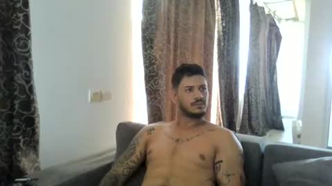 jonnyporn1 online show from June 24, 9:19 am