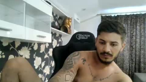 jonnyporn1 online show from July 1, 3:56 pm