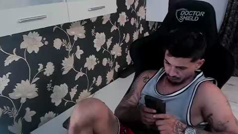 jonnyporn1 online show from July 9, 12:04 am