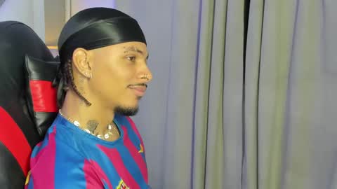 Snapshot of jordan_love7 chatting on December 2, 12:43 pm jordan online show from December 2, 12:43 pm