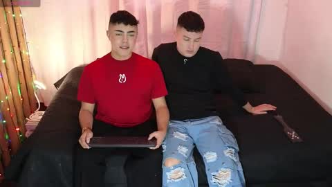jordanhiltton__ online show from January 26, 7:10 am