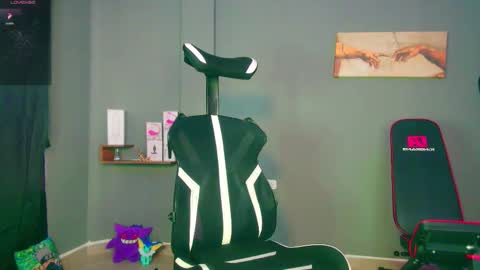 JordanRossie online show from March 3, 1:17 pm