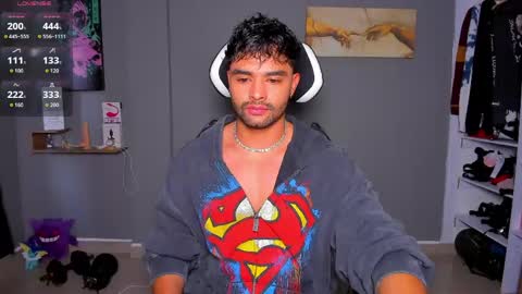 JordanRossie online show from May 10, 11:48 am