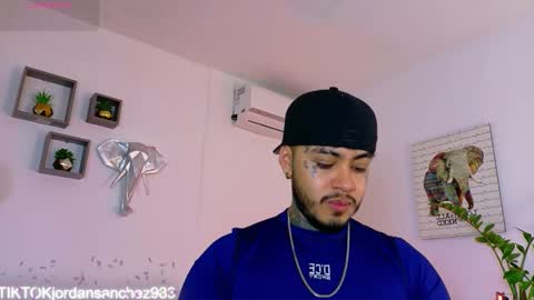 Jordan Smith online show from February 13, 8:16 pm