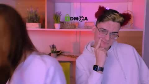 jordi_ser online show from November 3, 7:04 pm