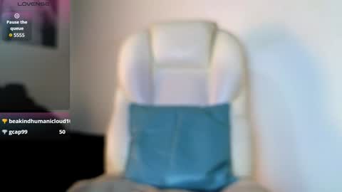 Snapshot of jordylatin202 chatting on December 10, 2:59 am DAVID online show from December 10, 2:59 am
