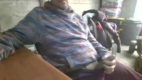 Snapshot of jorgefire0001 chatting on December 17, 1:17 pm jorgefire0001 online show from December 17, 1:17 pm