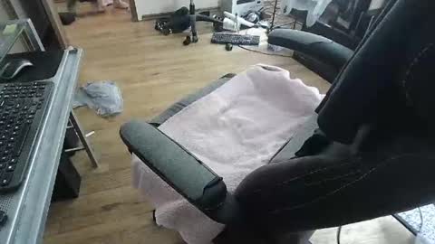 Snapshot of jorigwm chatting on February 7, 9:26 am jorigwm online show from February 7, 9:26 am