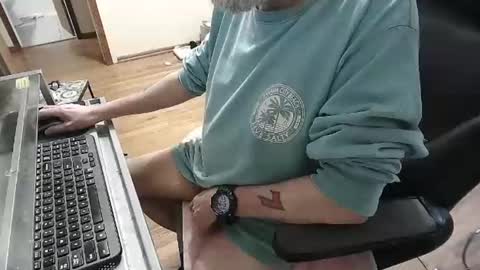 Snapshot of jorigwm chatting on February 23, 3:13 am jorigwm online show from February 23, 3:13 am