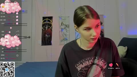 Mila online show from February 4, 11:38 pm