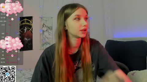 Mila online show from February 8, 9:04 pm