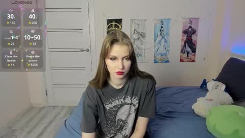 Mila online show from October 8, 2:53 am