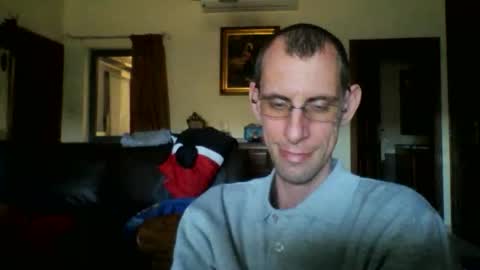 Snapshot of jos39a chatting on May 4, 4:36 pm jos39a online show from May 4, 4:36 pm