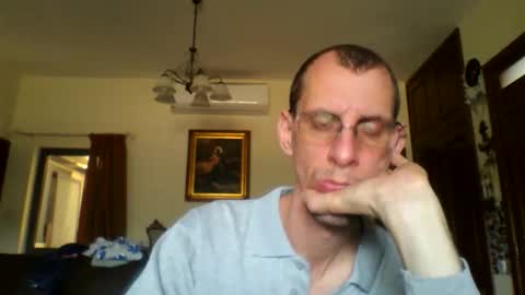 Snapshot of jos39a chatting on May 10, 8:41 am jos39a online show from May 10, 8:41 am