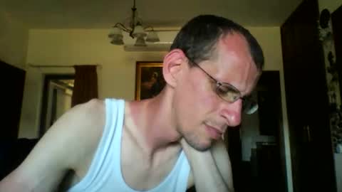 Snapshot of jos39a chatting on May 23, 3:27 pm jos39a online show from May 23, 3:27 pm