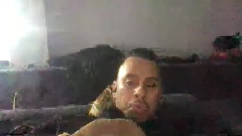 Snapshot of jose1234563 chatting on December 17, 1:00 am jose1234563 online show from December 17, 1:00 am