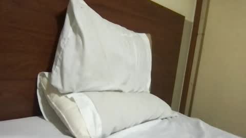Snapshot of jose1234563 chatting on April 29, 2:37 am jose1234563 online show from April 29, 2:37 am