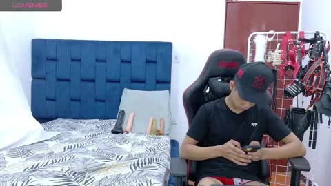 jose_rumbero91 online show from October 4, 12:03 pm