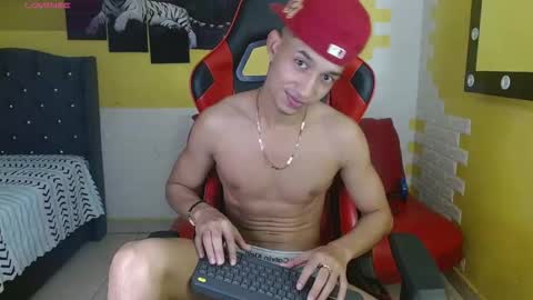 jose_sexycumm online show from October 22, 7:46 pm