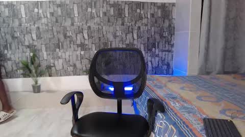 Jackson online show from October 24, 2:24 pm