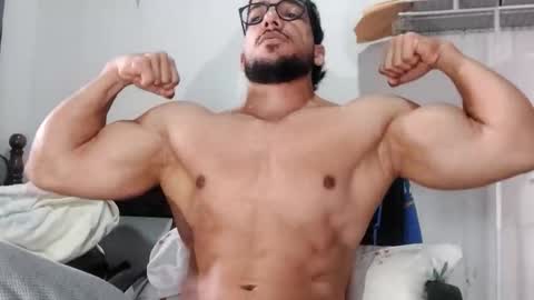 josefit06 online show from June 9, 6:08 pm